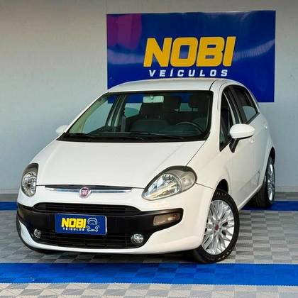 FIAT PUNTO 1.6 ESSENCE 16V FLEX 4P MANUAL FIAT PUNTO 1.6 ESSENCE 16V FLEX 4P MANUAL
